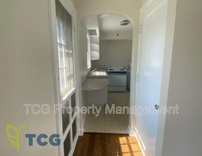 Foto del edificio - 1728.5 1st St