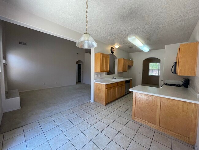 Foto del edificio - 919 Molten Pl NW