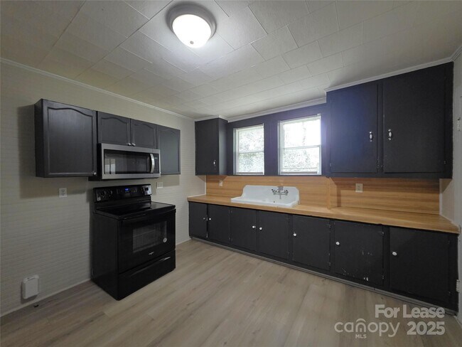 Foto del edificio - 1417 Oakshade Ave