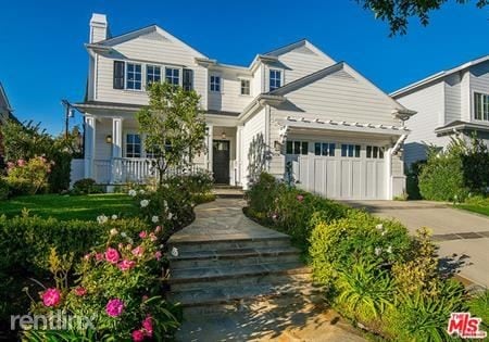 Building Photo - 9719 Cresta Dr