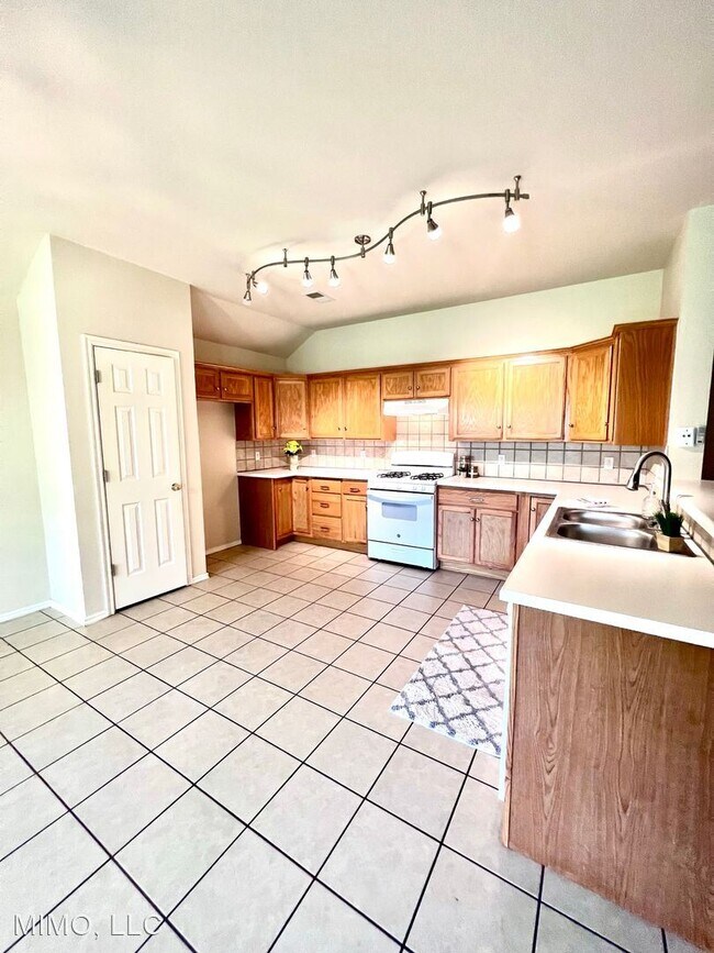 Foto del edificio - 4 br, 2 bath House - 11141 SW 6th St
