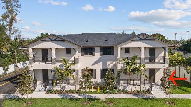 Foto del edificio - 5745 SW 44th Ct