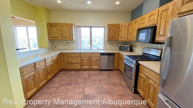 Foto del edificio - 3 br, 2 bath House - 145 Windmill Trail North