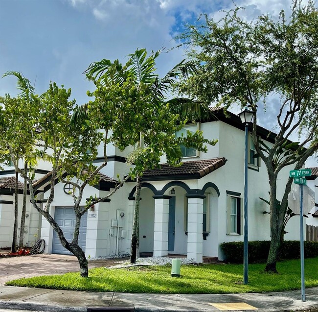 Building Photo - 11652 NW 77th Terrace