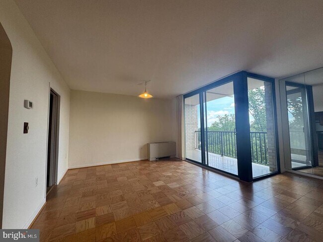 Foto del edificio - 4242 East-West Hwy