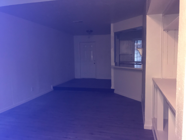 Foto del edificio - 6019 Ridgecrest Rd