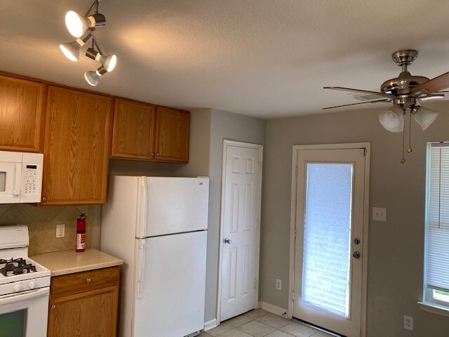 Foto del edificio - 6823 Rustic Pecan Ln