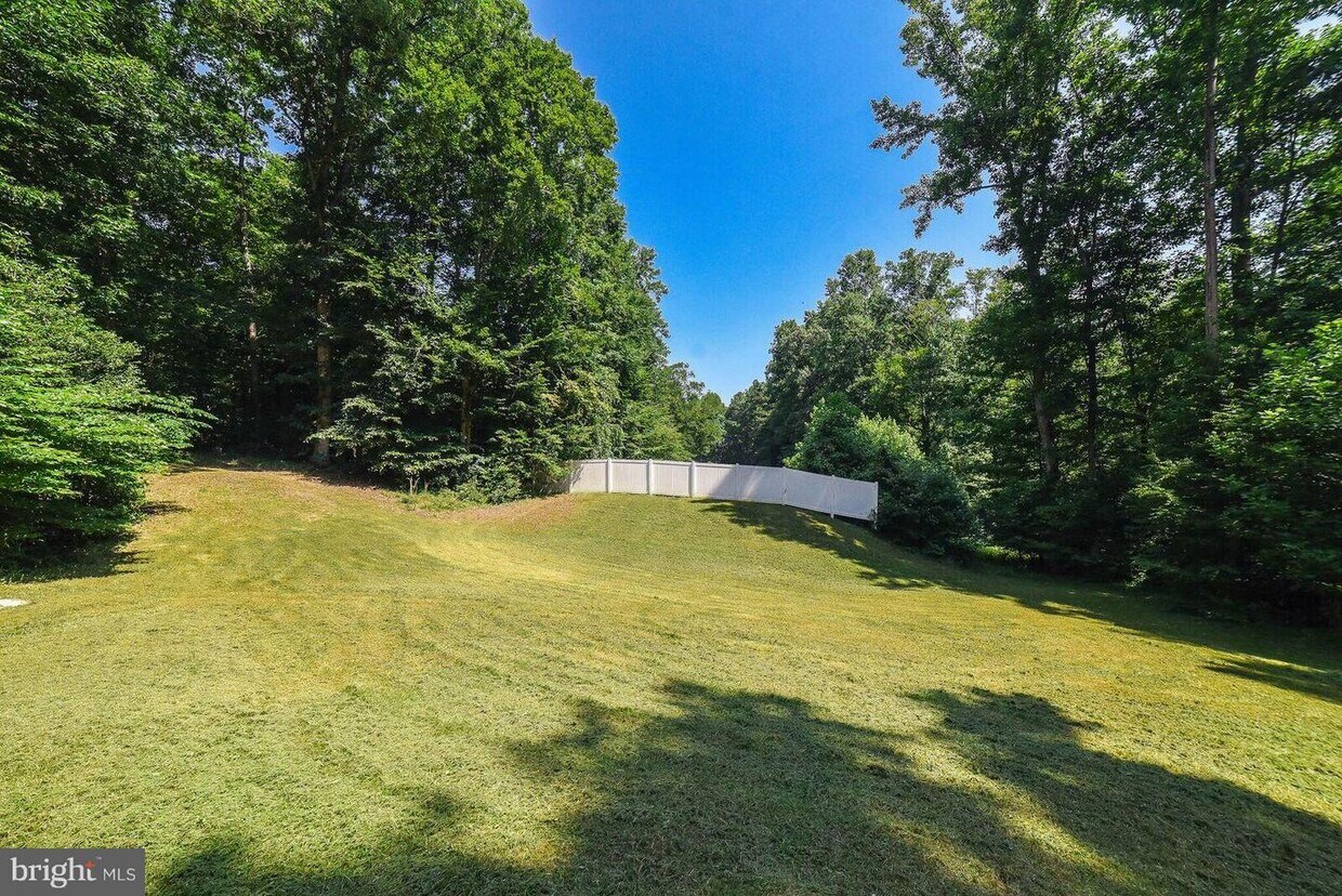 Foto principal - 41430 Burnt Mill Dr