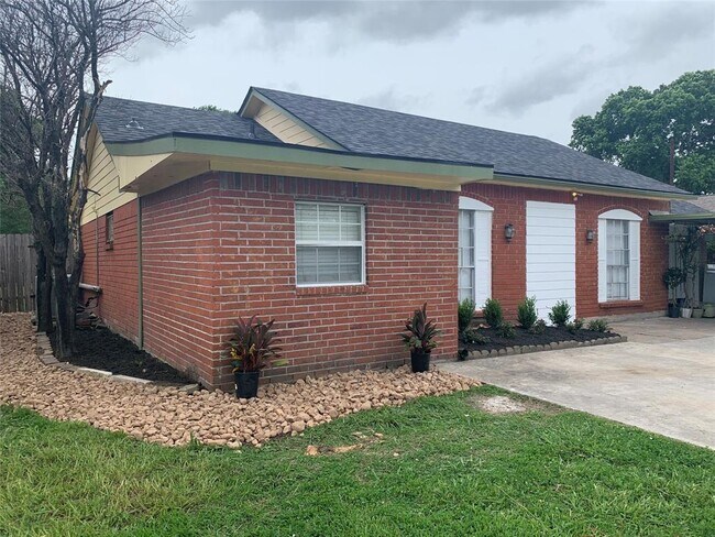 Building Photo - 9207 Cobbleshire Dr