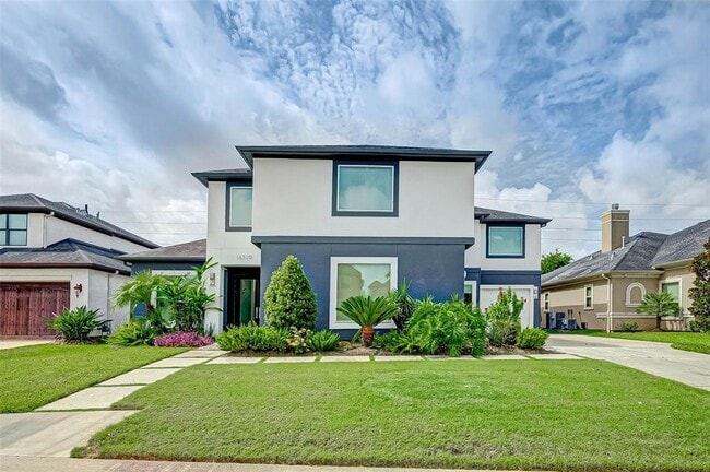 Foto del edificio - 14319 Shadow Garden Ln