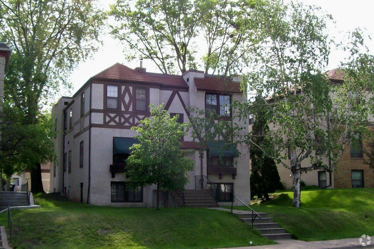 Building Photo - 4537 France Ave S