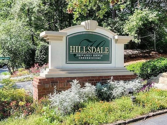 Building Photo - 28 Arbor End