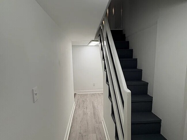 Foto del edificio - 125 Sibley Ave