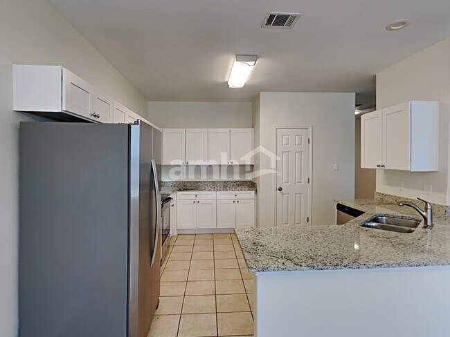 Foto del edificio - 24827 Crescent Run