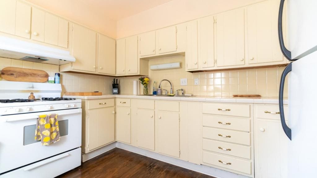 Building Photo - 304 North 9th