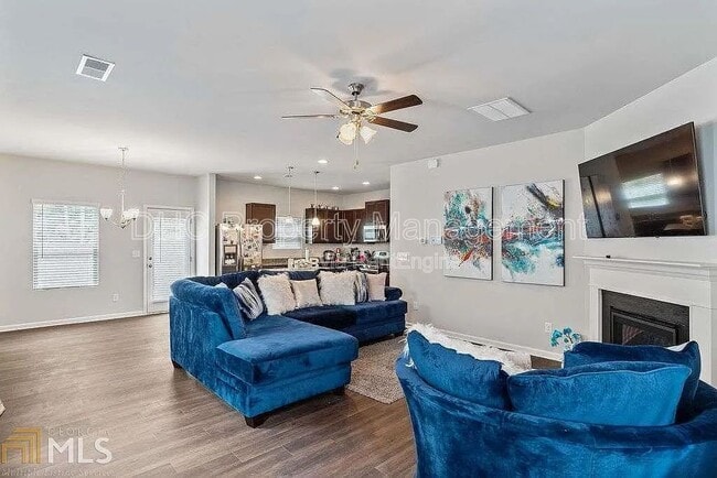 Foto del edificio - 4999 Rapahoe Trail