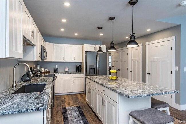 Building Photo - 105 Sand Piper