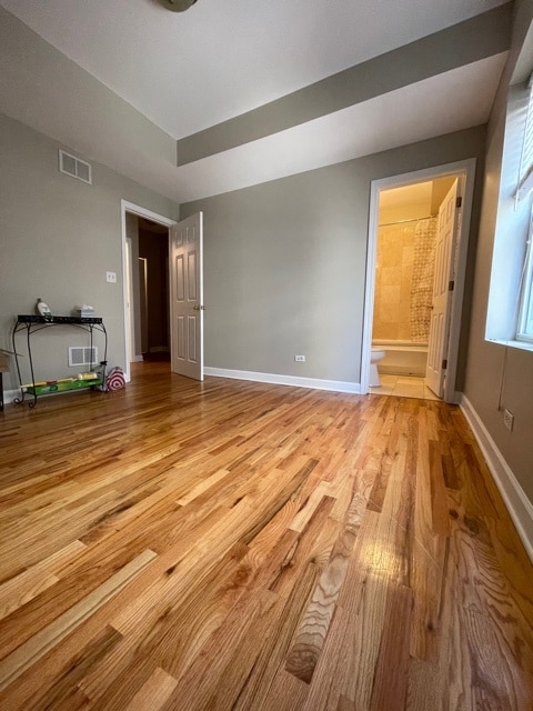 Building Photo - 2251 W Rosemont Ave