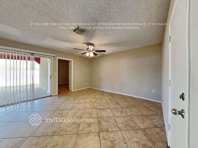 Foto del edificio - 618 N 69th Ave