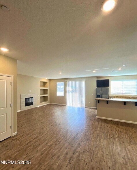 Foto del edificio - 4769 Bougainvillea Cir