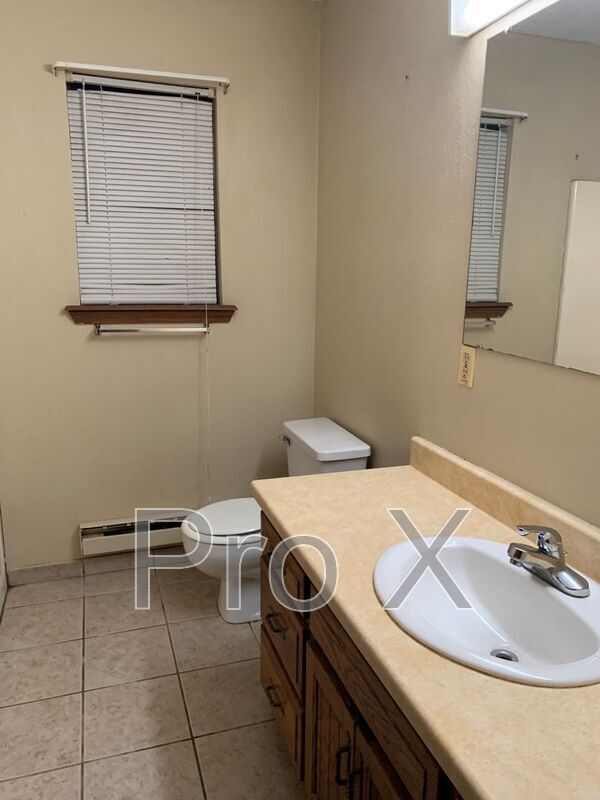 Building Photo - 8452 S Shadow Ln