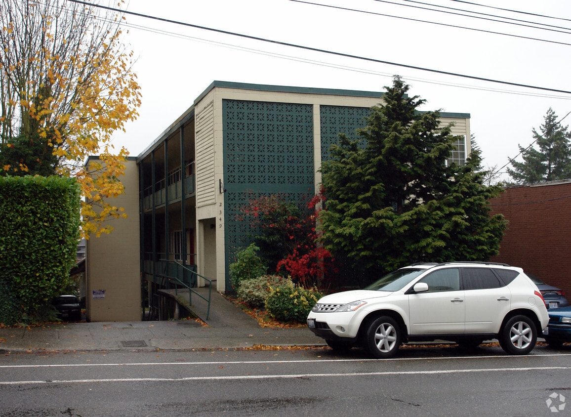 Primary Photo - Waytcliff Apartments