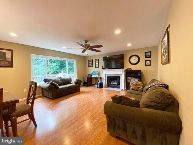 Foto del edificio - 5137 Leatherback Rd