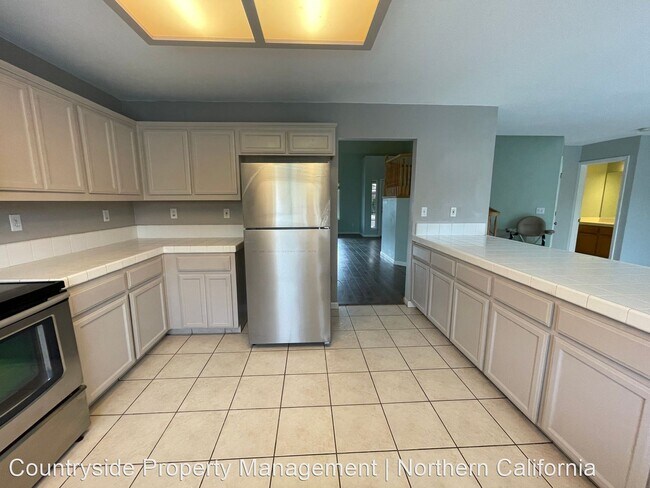 Building Photo - 4 br, 3 bath House - 2509 Novi Drive