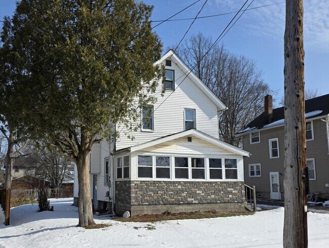 Foto del edificio - 849 Terra Alta St NE