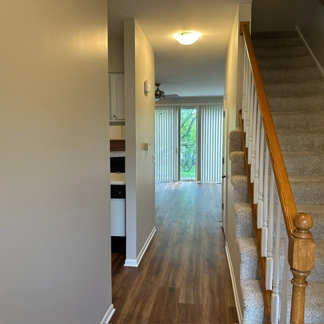 Building Photo - 545 Woodcrest Dr