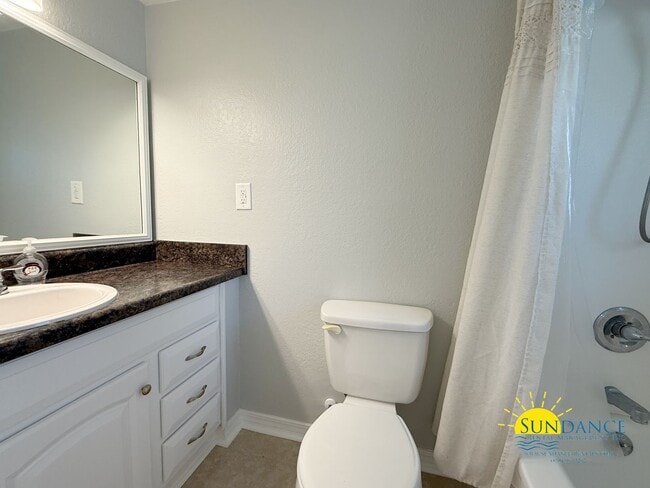 Building Photo - Charming 2 Bedroom Home in Crestview!