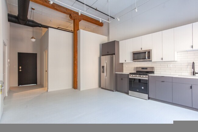 Foto del edificio - 211 N Racine Ave