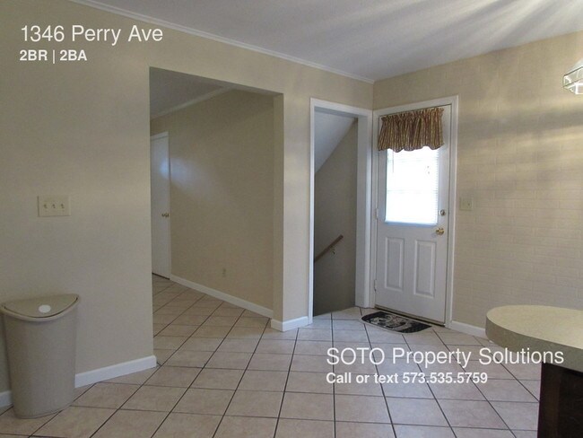 Foto del edificio - 1346 Perry Ave