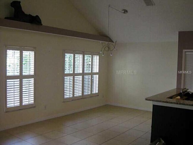 Building Photo - UCF Area 4 bedrooms/2.5 baths with 2 Car Garage on a Cul-De-Sack