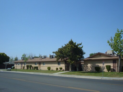 Building Photo - 1230 Flower St