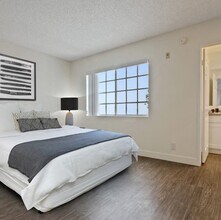 Interior Photo - The Canfield