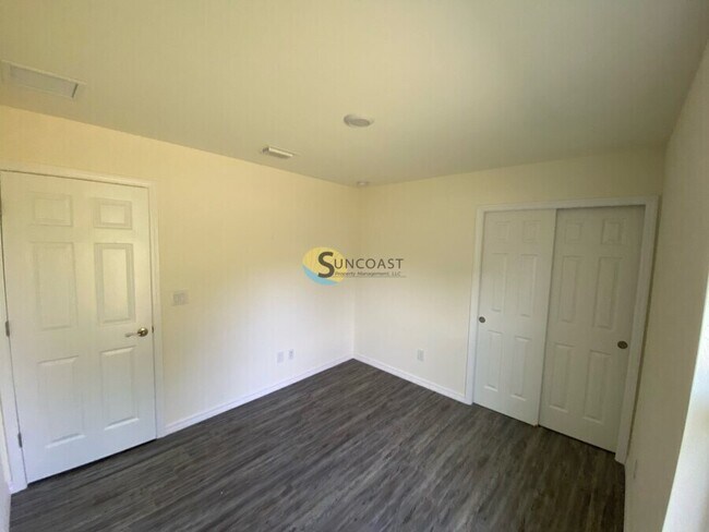 Foto del edificio - 1035 Nomad Rd