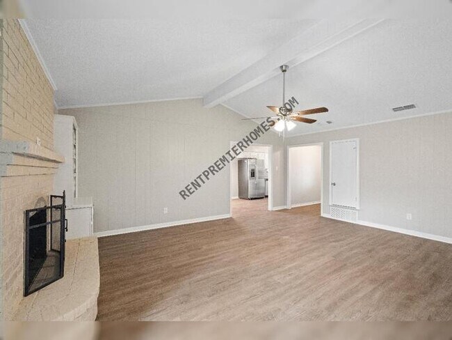 Foto del edificio - 504 Quail Ln