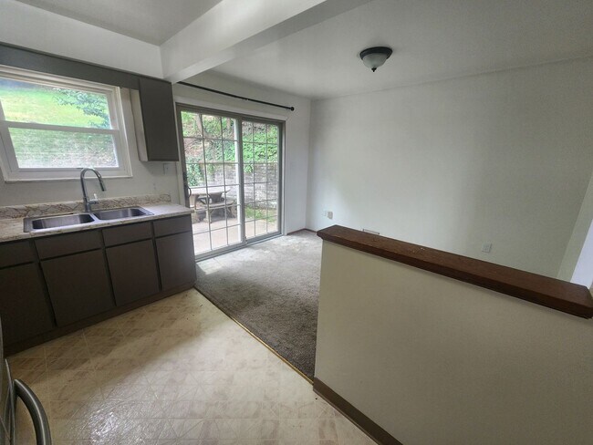 Foto del edificio - 1315 Arnold St