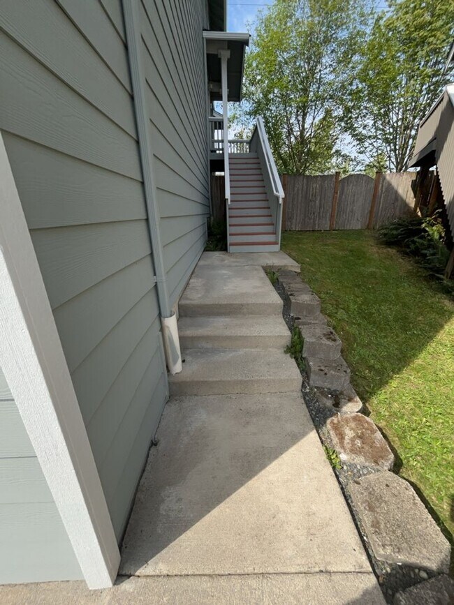 Foto del edificio - Spacious 3bd in Lake Stevens