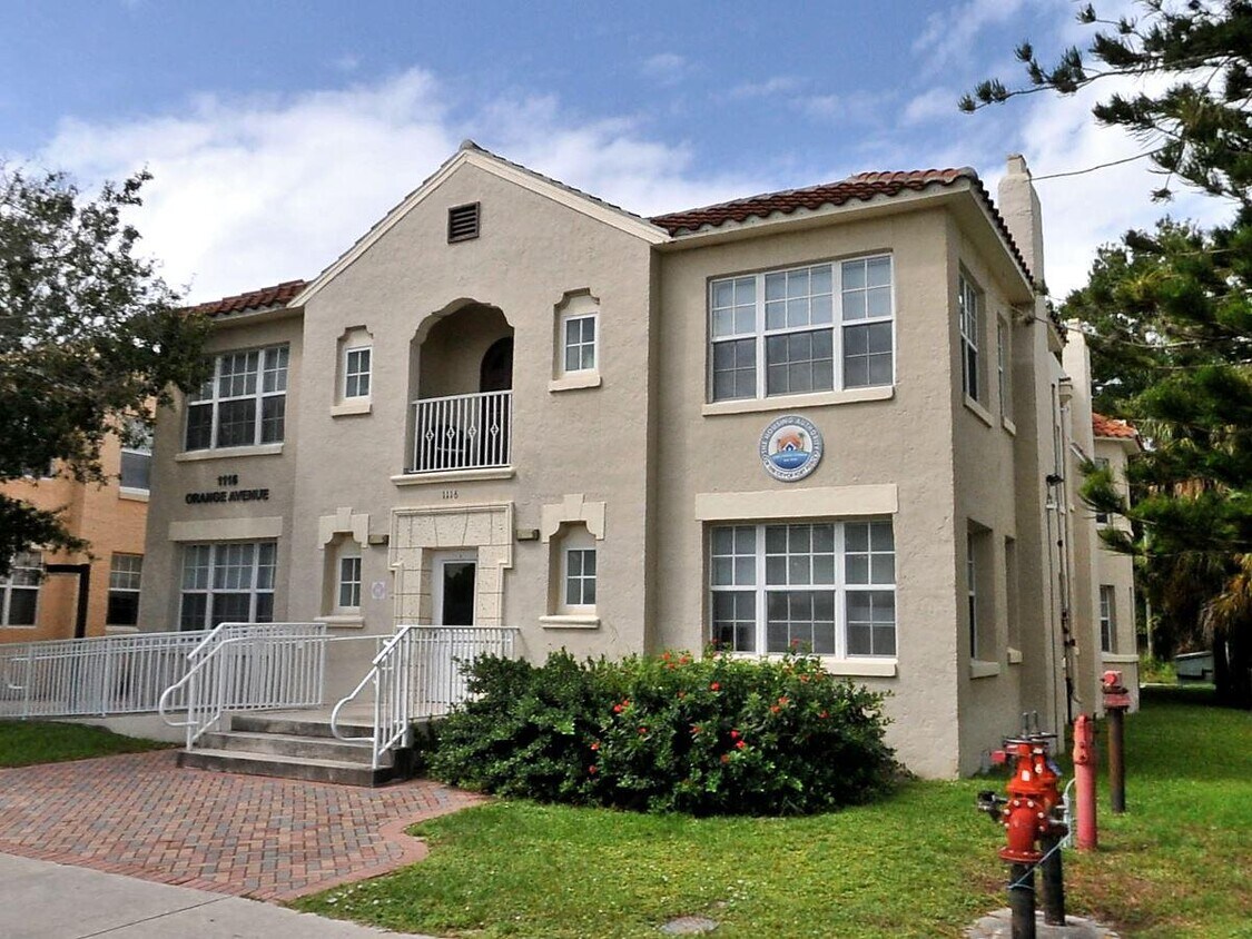Foto principal - 1116 Orange Ave