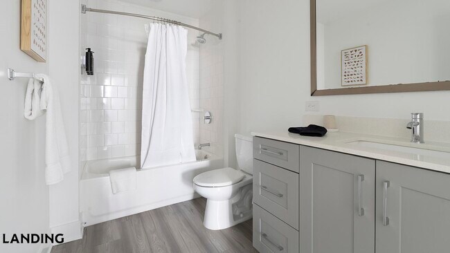 Building Photo - 2250 McGregor Blvd