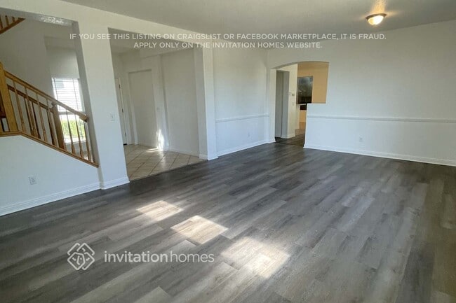 Building Photo - 8780 Loganberry Pl