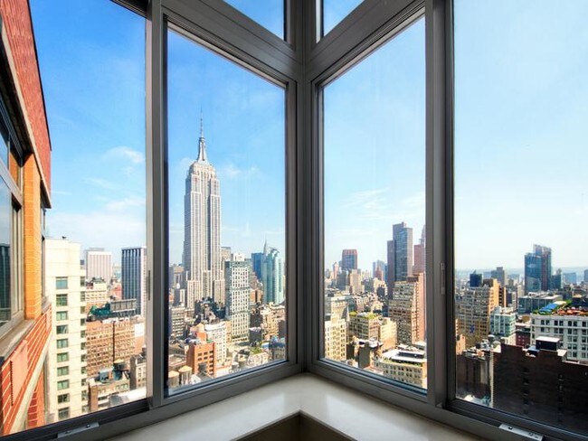 Building Photo - 57 W 26th St