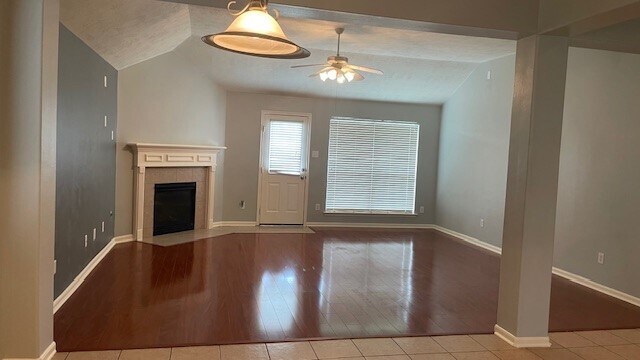 Foto del edificio - 6719 Emerald Shire Ln