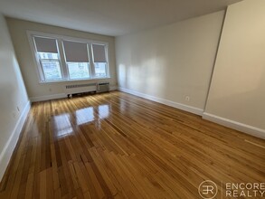 Building Photo - 33 Lancaster Terrace