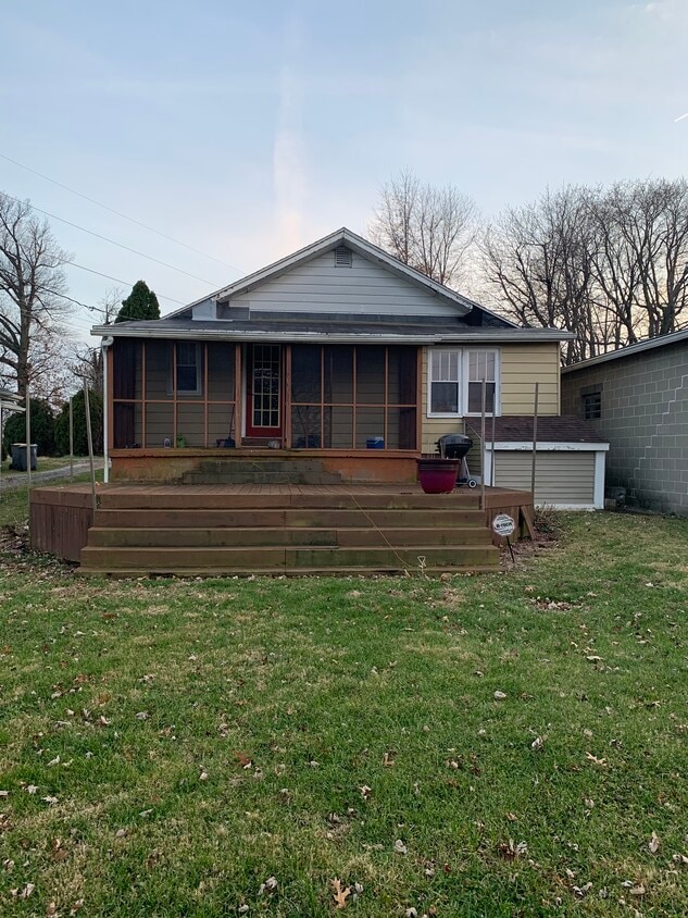 1 habitación, 1 baño - Cocina - 704 W Cherokee Dr