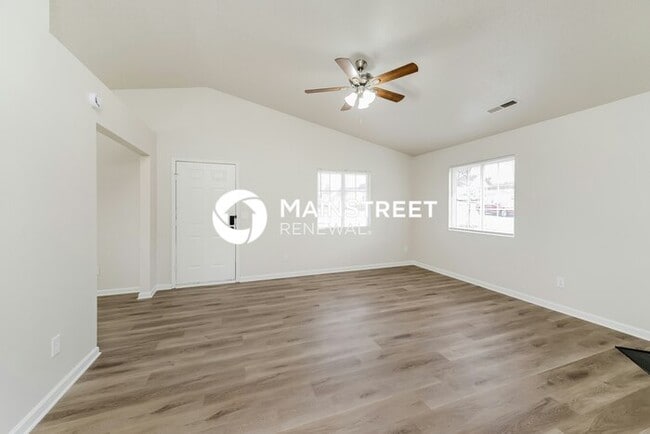 Building Photo - 3 Bedroom Pet-Friendly Home in HIGH POINT, NC with Main Street Renewal