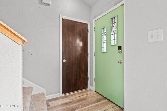 Foto del edificio - 12109 St Jude Ave