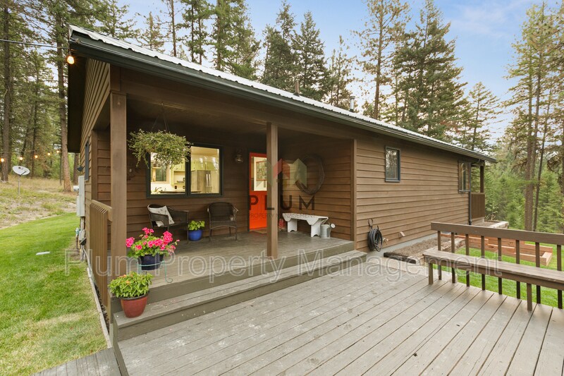 Primary Photo - 14875 Wildflower Dr